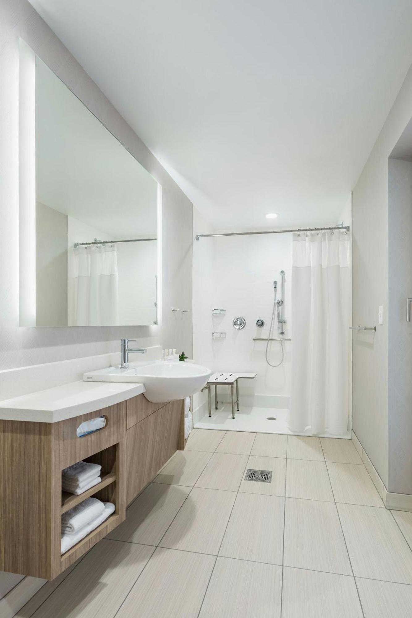 Springhill Suites Madison Bagian luar foto