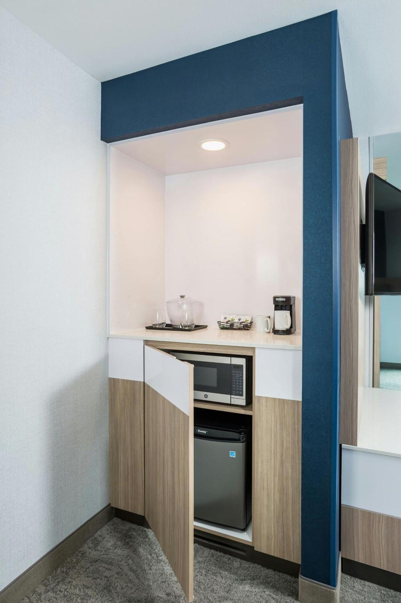 Springhill Suites Madison Bagian luar foto
