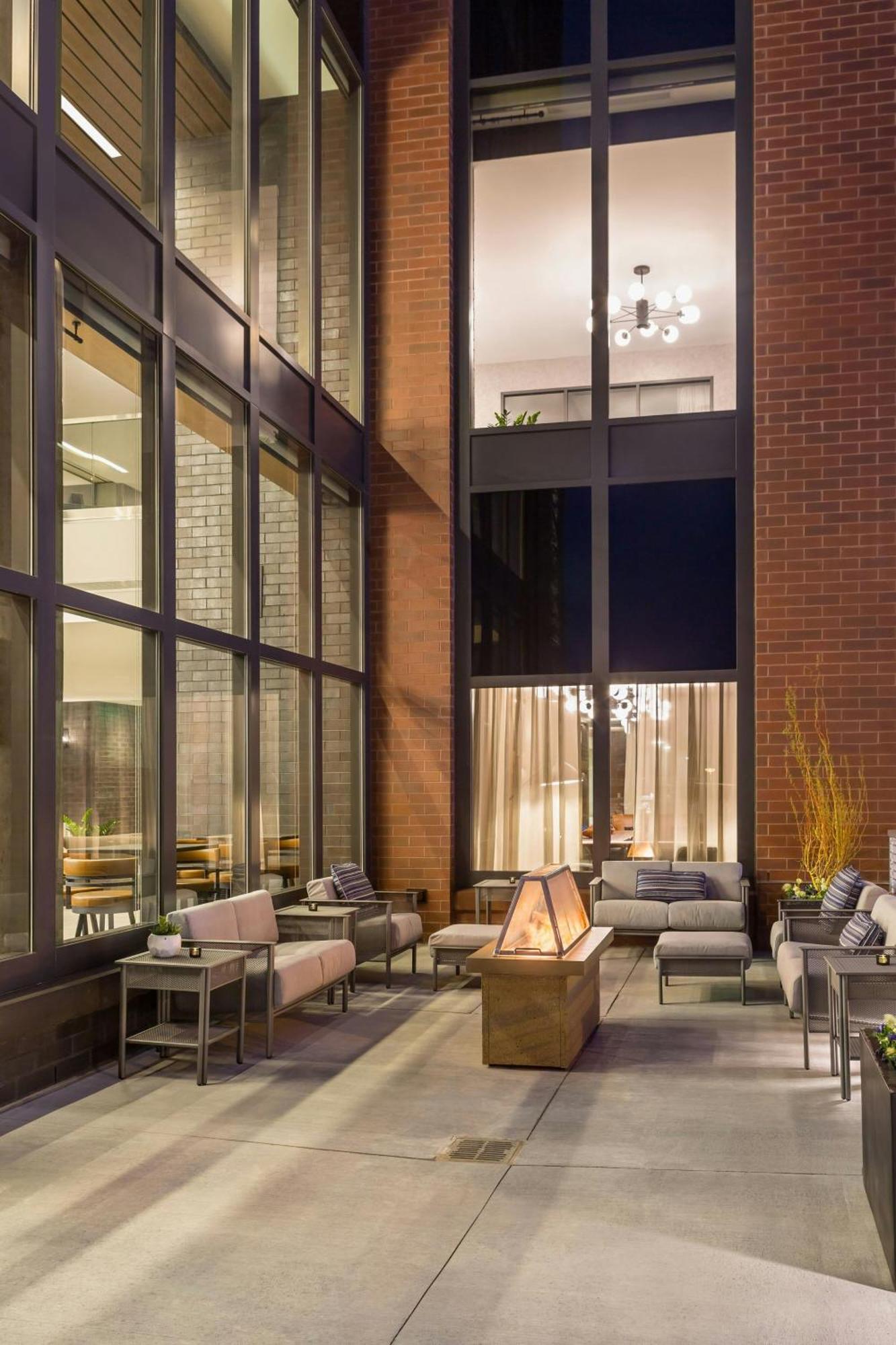 Springhill Suites Madison Bagian luar foto