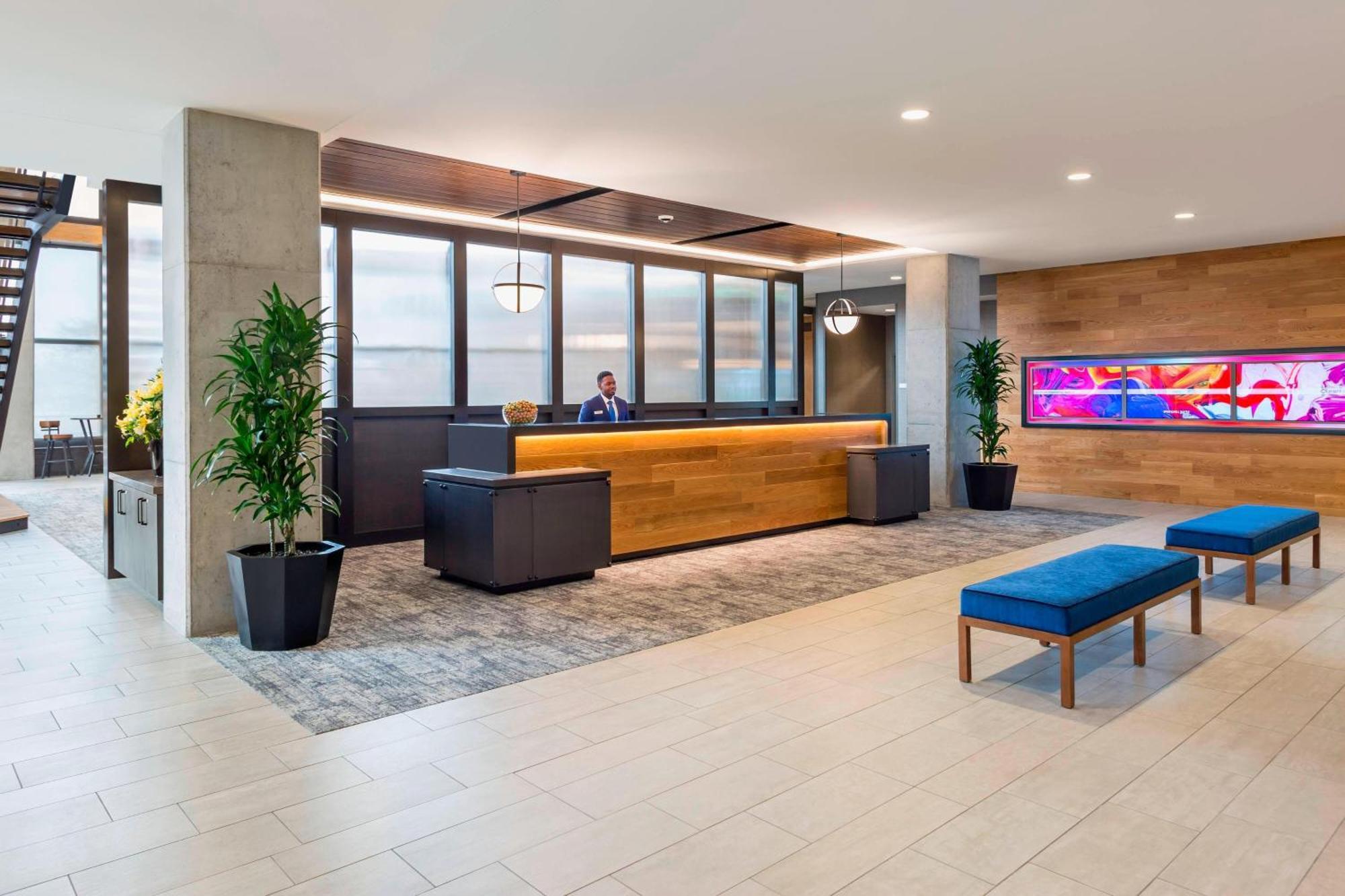 Springhill Suites Madison Bagian luar foto